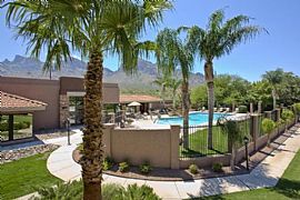 Luxurious apartment homes in Oro Valley, AZ (Photo 6 of 6)