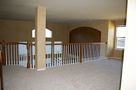 Beautiful home-golf course comm-UPSCALE in Castle Rock, CO (Photo 6 of 6)