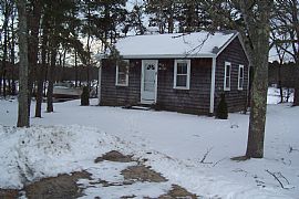 Small House Near Beach For Rent in Wareham, MA (Photo 3 of 6)
