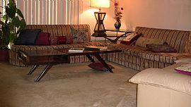 Charming Apt with Balcony in Los Angeles, CA (Photo 2 of 6)