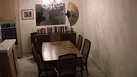 Charming Apt with Balcony in Los Angeles, CA (Photo 3 of 6)