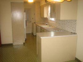 3 Bedroom Ranch, Wooded lot, Quiet Stree in Solon, OH (Photo 6 of 6)