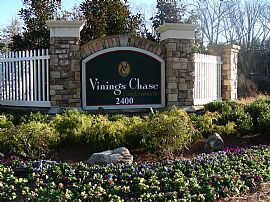 Beautiful 2 bed / 2 bath in Vinings, GA