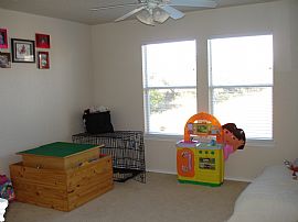 3BR HOME WITH OFFICE, LOFT & SHED! in San Antonio, TX (Photo 4 of 6)