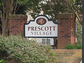 Great Townhouse Univ Area Location!! in Charlotte, NC (Photo 1 of 6)