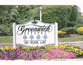 great location 2 bed 2 1/2 bath condo in West Warwick, RI (Photo 6 of 6)