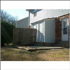 Still Leasing $200 Off 1st Month's Rent in Nashville, TN (Photo 3 of 6)