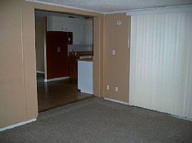 ORANGE PARK 3 BEDROOM in Orange Park, FL (Photo 3 of 5)