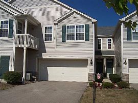 Beautiful Waterfront Townhome in McHenry, IL