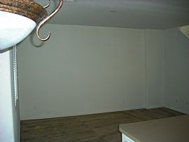 Beautiful house super close to schools in North Las Vegas, NV (Photo 3 of 5)