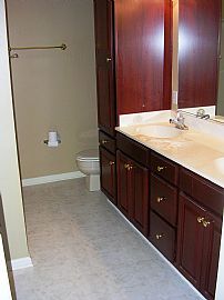 Lytchfield Townhome w/ Garage in Winston Salem, NC (Photo 4 of 6)