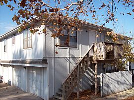 2 Bedroom Town Home for Rent in Parkvill in Parkville, MO