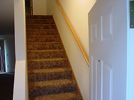 Spacious, affordable townhome in Tacoma, WA (Photo 3 of 6)