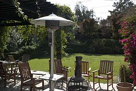 2 Bedroom House 1100Sq/ft 6000Sq/ft lot in San Pedro, CA (Photo 5 of 6)