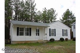 3BR 2BA Rambler in gated lake community in Ruther Glen, VA