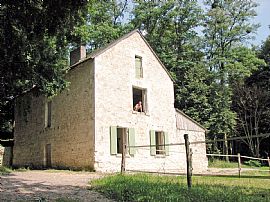 Renaissance castle for rent in Loire Val in Charlottesvle, VA (Photo 4 of 6)