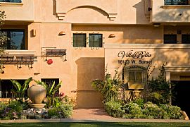 1 MONTH FREE!! 2+2+DEN IN PRIME LOCATION in Pacific Palisades, CA