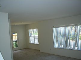 SOUTH END AREA 99!-1161 sq ft. Beaut. in Charlotte, NC (Photo 4 of 6)