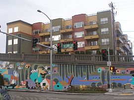 Superb 3 bed 2 bath in Ideal Building  in Wallingford, WA