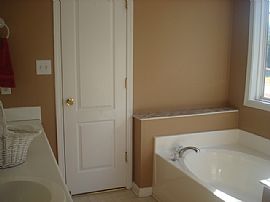 Perfect Rental Home for a Large Family!! in Commerce, GA (Photo 5 of 6)