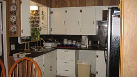 Quite Neighborhood/House for Rent in Austin, TX (Photo 2 of 5)