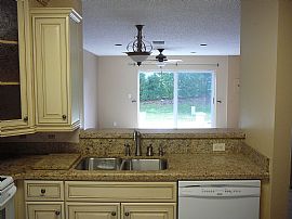 Beautiful Townhome in Santa Cruz  in Boynton Beach, FL (Photo 4 of 6)