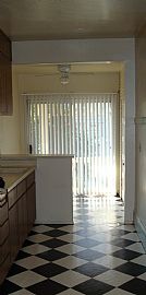 2512 I Street in Sacramento, CA (Photo 3 of 6)