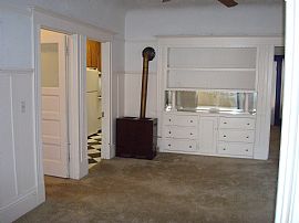 2512 I Street in Sacramento, CA (Photo 5 of 6)