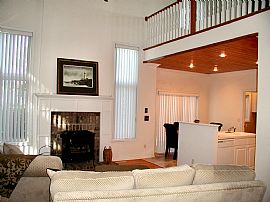 Stunning Home with Vaulted Ceilings in Inver Grove Heights, MN (Photo 1 of 5)