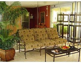 Tranquil Waterfront Condo For Rent in Palm Beach, FL (Photo 4 of 6)