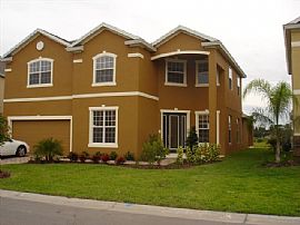 STUNNING SPACIOUS HOME IN GATED COMMUNIT in Davenport, FL