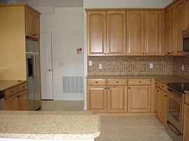 STUNNING SPACIOUS HOME IN GATED COMMUNIT in Davenport, FL (Photo 4 of 6)