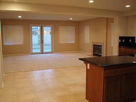 Prime-Location Luxurious Home Near CSUSM in San Marcos, CA (Photo 5 of 6)