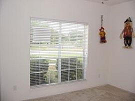 luxurious brand new th in Houston, TX (Photo 4 of 4)