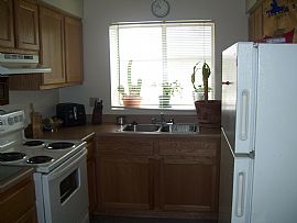 Utilities Included!!!! GREAT SPECIALS in Glendale, AZ (Photo 3 of 6)
