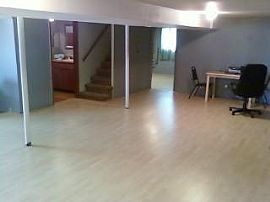 900 sq. ft. Studio Apt. Close to U.T.  in Knoxville, TN (Photo 6 of 6)