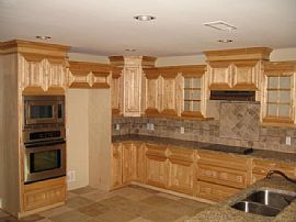 Stunning Re Model. No Credit Checks !!!! in Dallas, TX (Photo 2 of 6)