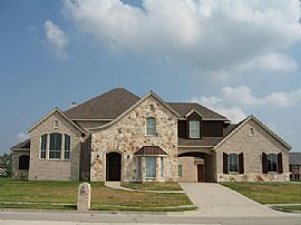 Roman Style Luxury. No Credit Checks!! in Cedar Hill, TX