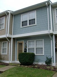 Townhouse for Rent!! Newly Renovated* in Frederick, MD (Photo 2 of 6)