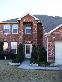 Beautiful 2700sf Home in Justin, TX