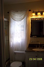 Furnished Studio Free Utilities Pool/spa in Henderson, NV (Photo 4 of 5)