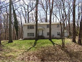 3 BR in 2-family Bi-Level, New Hope PA in New Hope, PA (Photo 2 of 2)