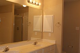 Gorgeous Townhome in Houston, TX (Photo 5 of 6)