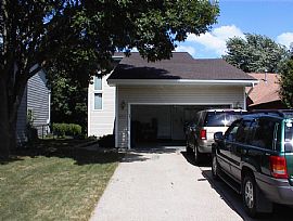 3 bedroom Urbandale house for rent in Urbandale, IA