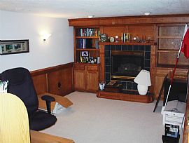 3 bedroom Urbandale house for rent in Urbandale, IA (Photo 3 of 6)