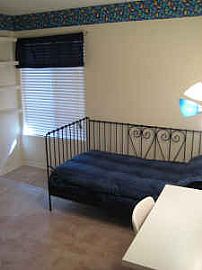 CORPORATE HOUSING CONDO W/ ALL AMENITIES in Van Nuys, CA (Photo 5 of 6)