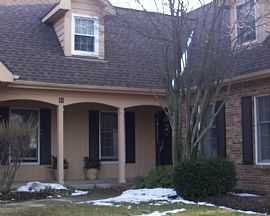 Upscale Pool Community in Sugar Grove in Sugar Grove, IL