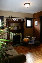 Remodeled Wash Park Bungalow in Denver, CO (Photo 4 of 5)