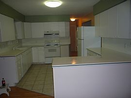 Beautiful 2 story colonial in Toledo, OH (Photo 5 of 6)