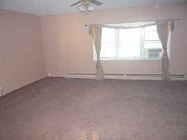 Beautiful 2 story colonial in Toledo, OH (Photo 6 of 6)